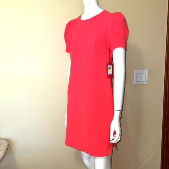 NWT, Vince Camuto dress size 4 - Picture 1 of 4